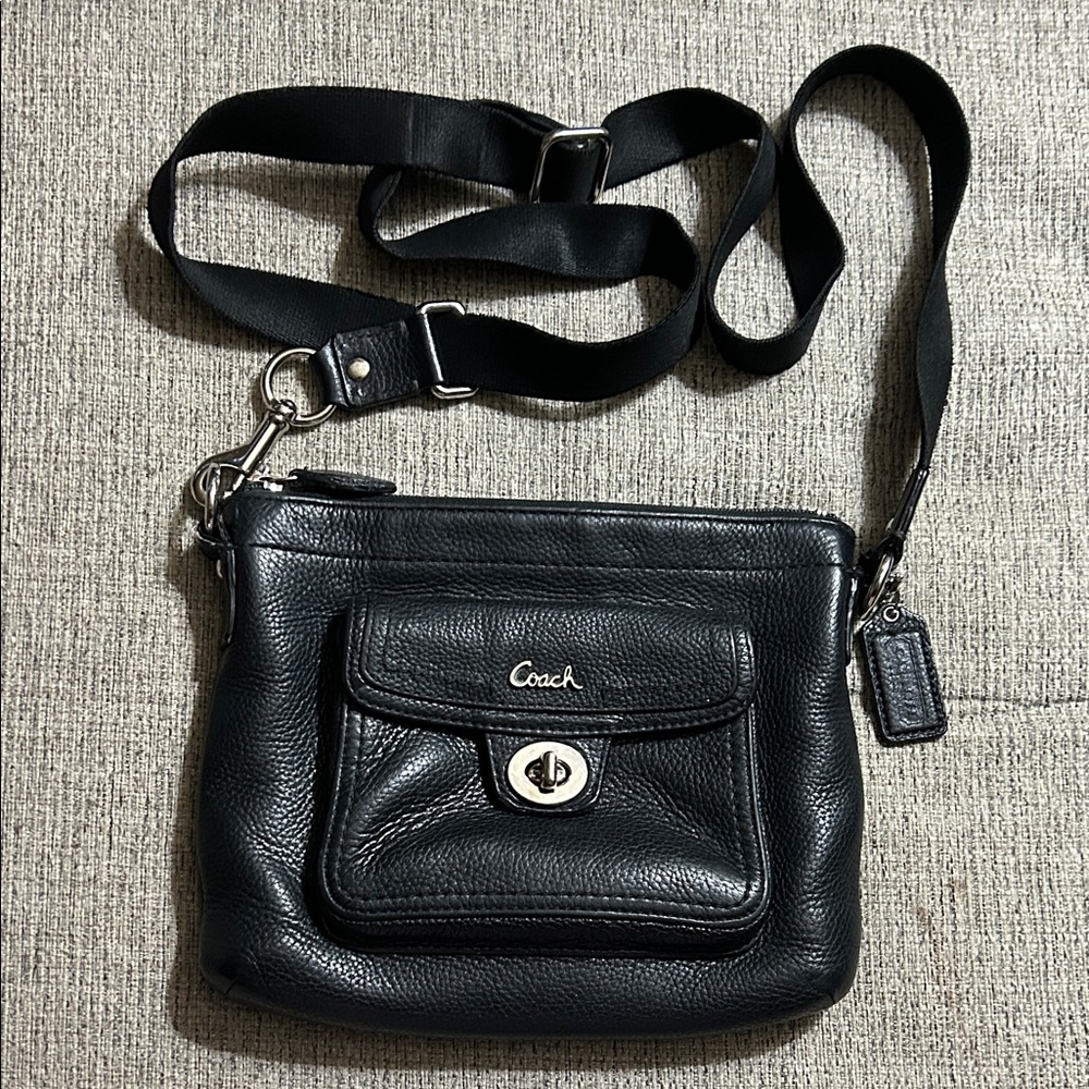 Coach Leather Swing Pack Crossbody